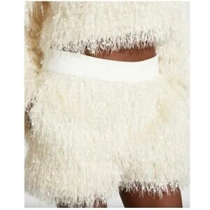 SAINTART Julia Feather
Shorts Eggshell White Size XS